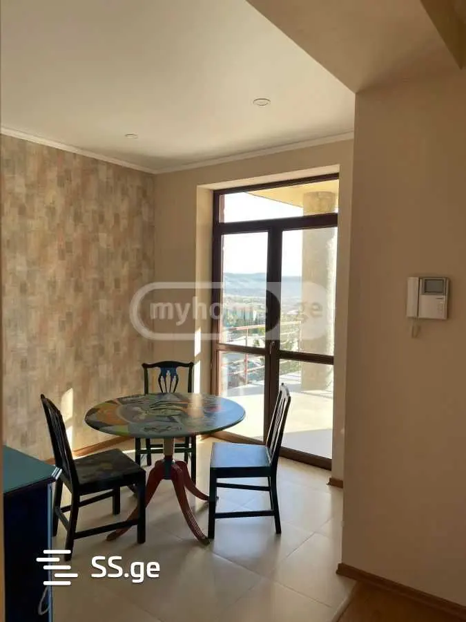 10+ Room Private House For Rent In Mtskheta view 4