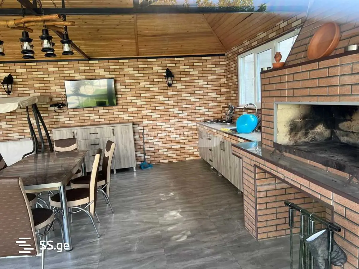 10+ Room Private House For Rent In Mtatsminda view 12