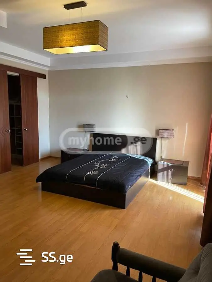 10+ Room Private House For Rent In Mtskheta view 5