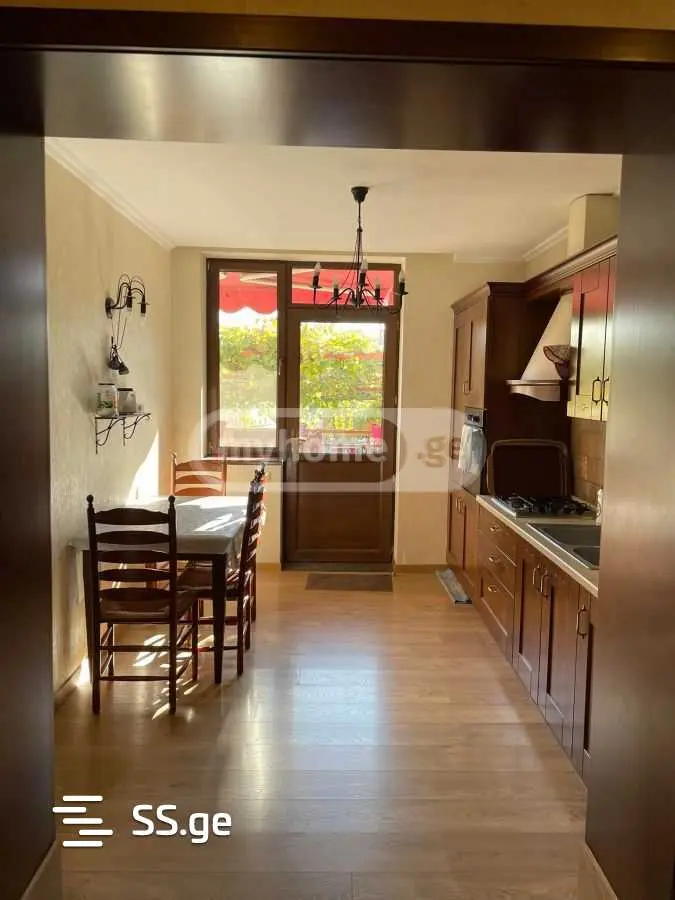 10+ Room Private House For Rent In Mtskheta view 7