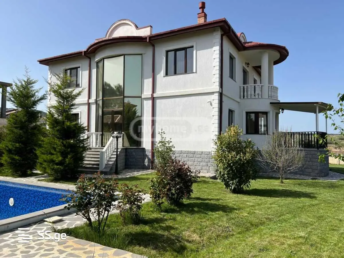 10+ Room Private House For Rent In Mtatsminda view 3