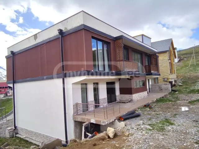 10+ Room Hotel For Sale In Gudauri view 3