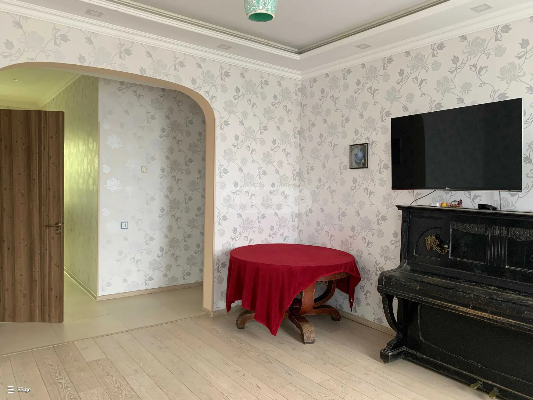 3 Room Apartment For Rent In Didube view 9