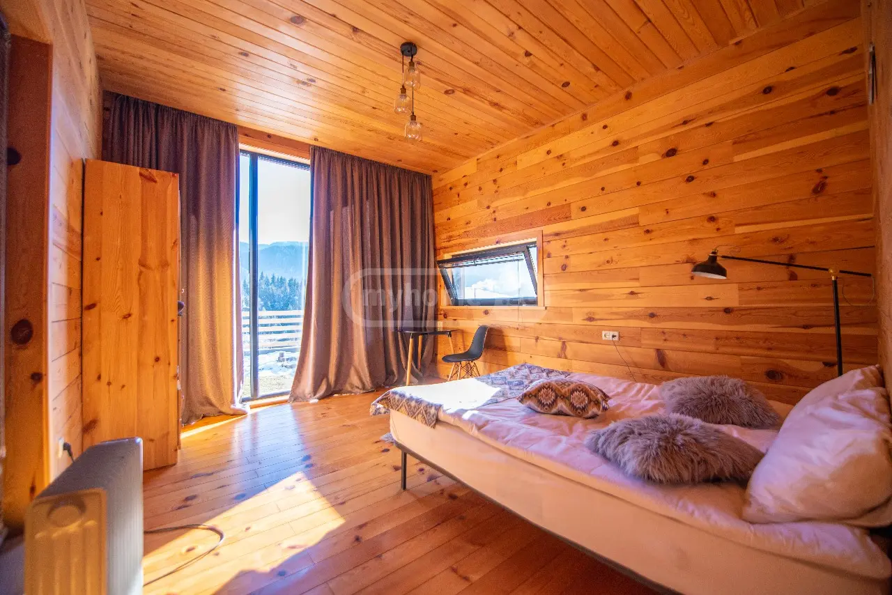 3 Room Private House For Sale view 5