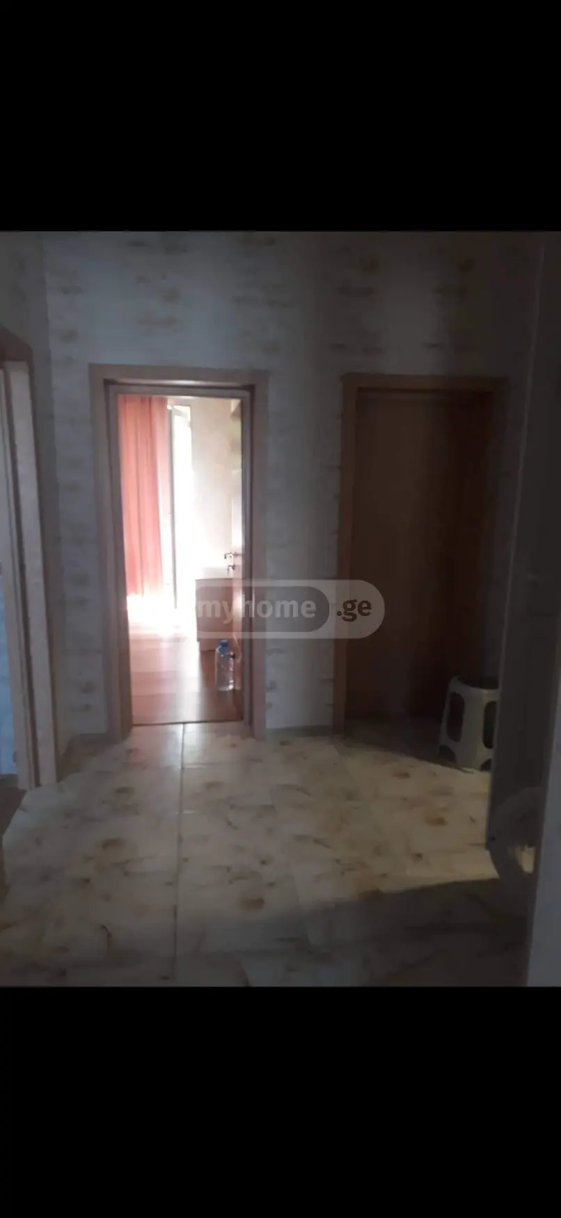 3 Room Apartment Daily Rent In Gori view 1