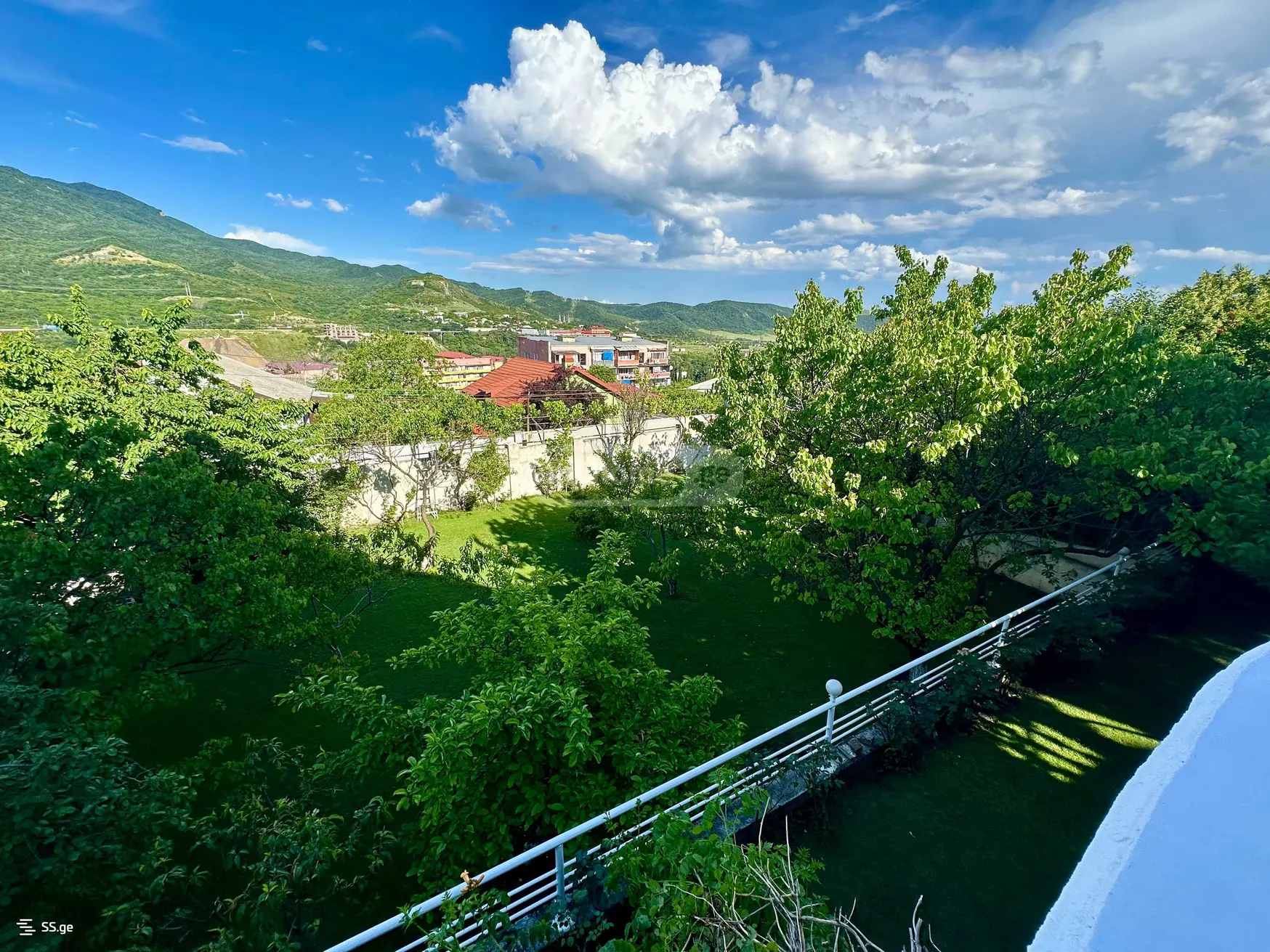 8 Room Private House For Rent In Mtskheta view 3