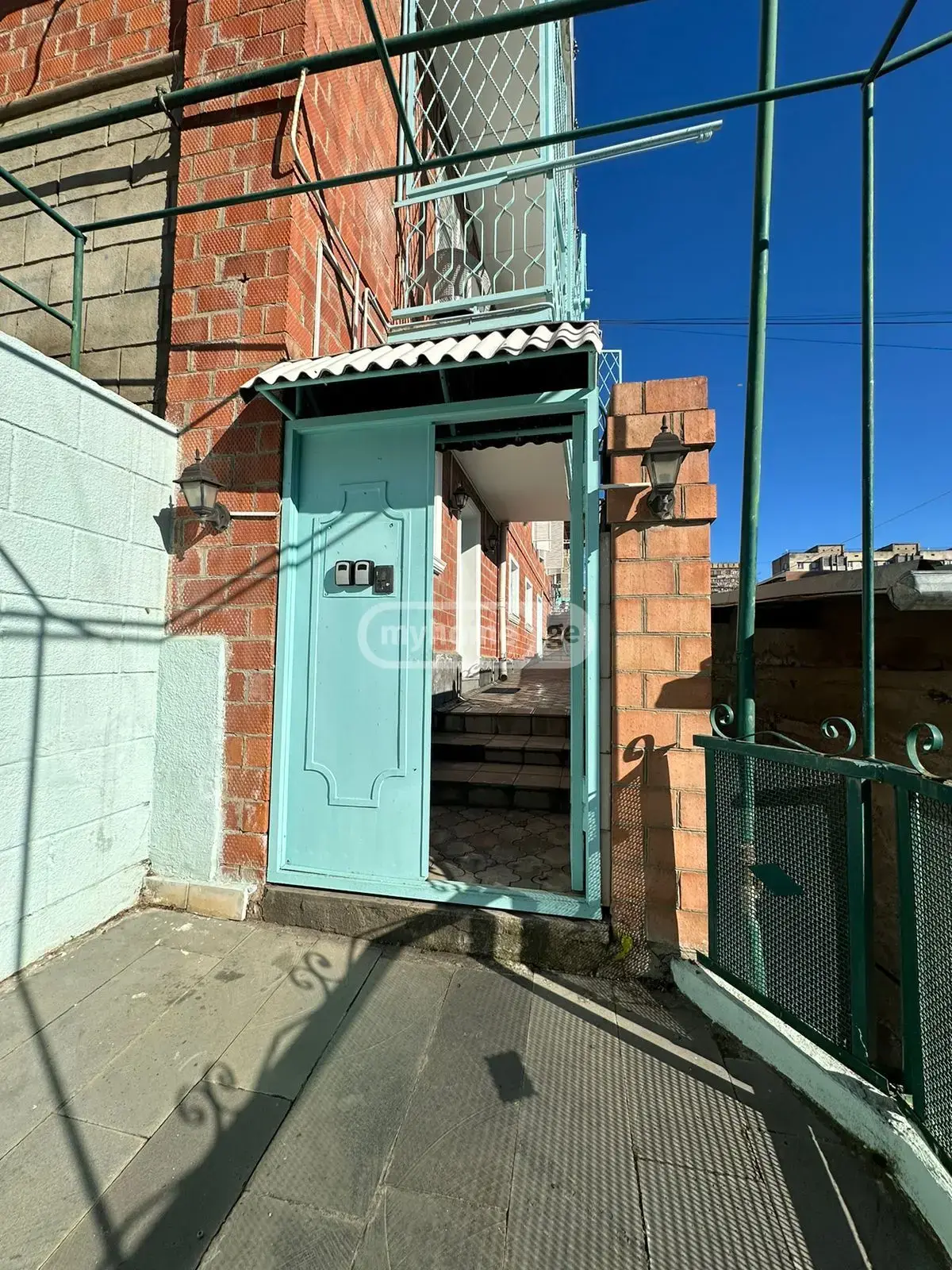 8 Room Private House For Rent In Saburtalo view 6