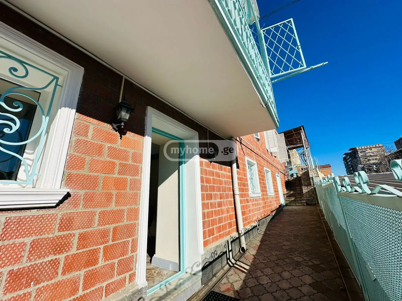 8 Room Private House For Rent In Saburtalo view 7