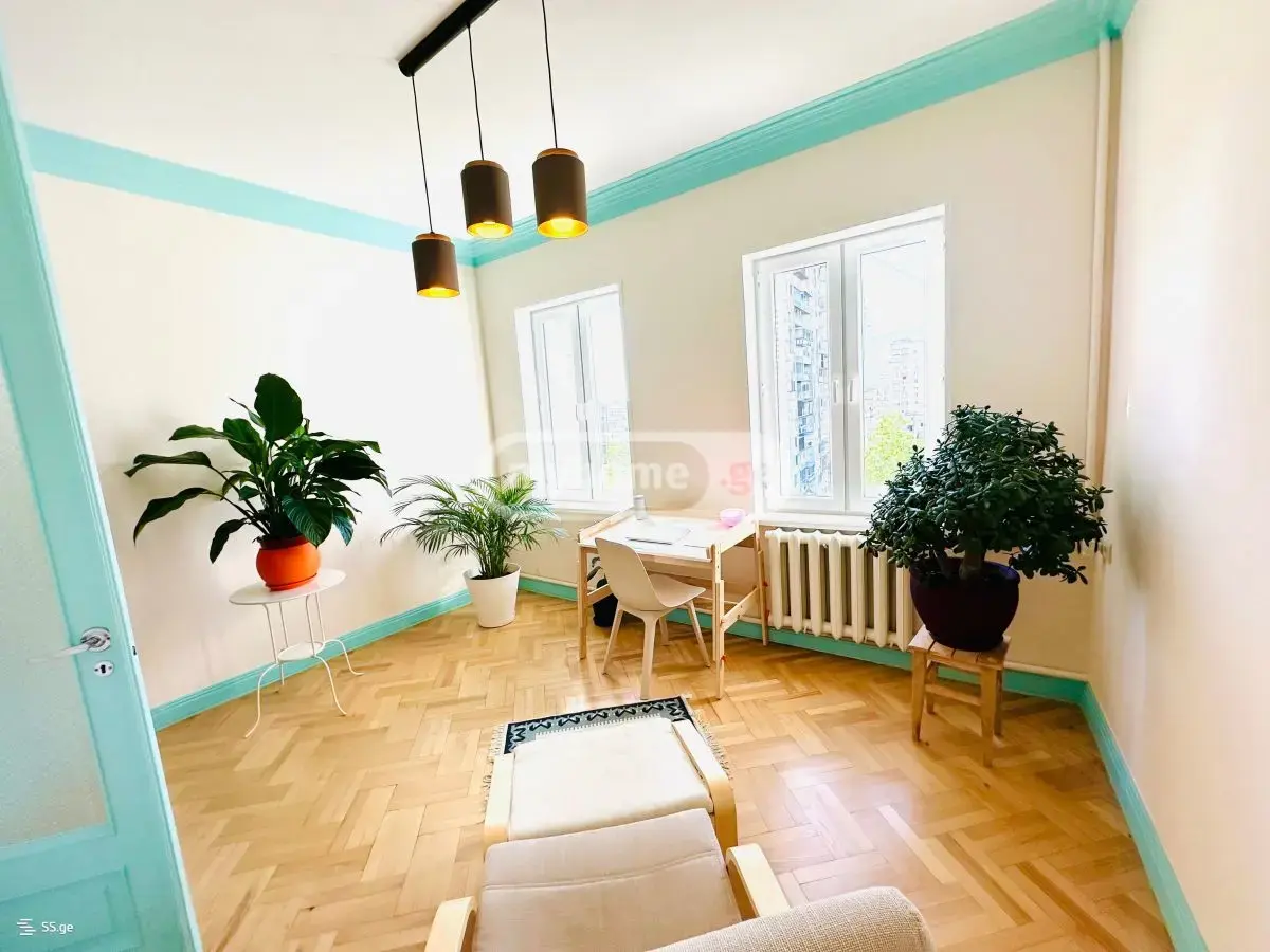 8 Room Private House For Rent In Saburtalo view 10