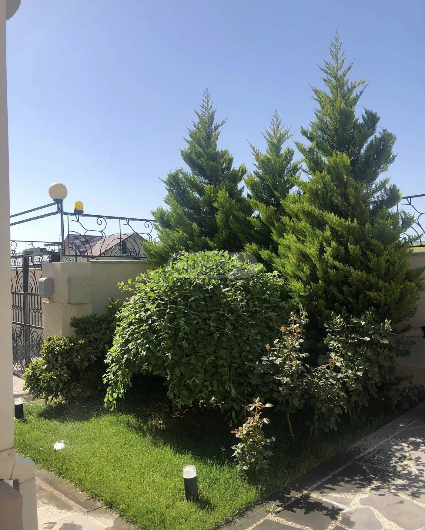 8 Room Private House For Rent In Mtatsminda view 11