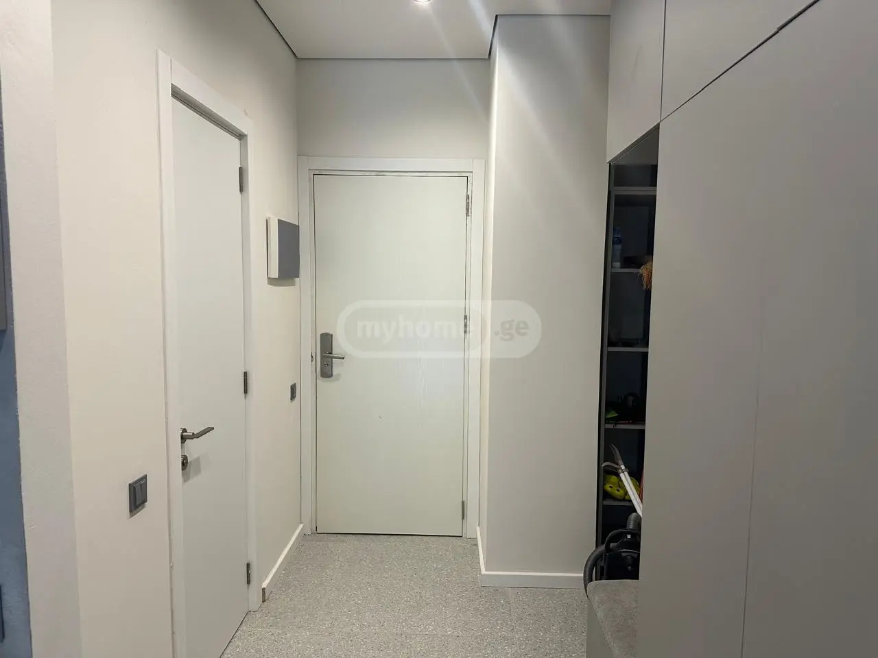 2 Room Apartment For Sale view 8