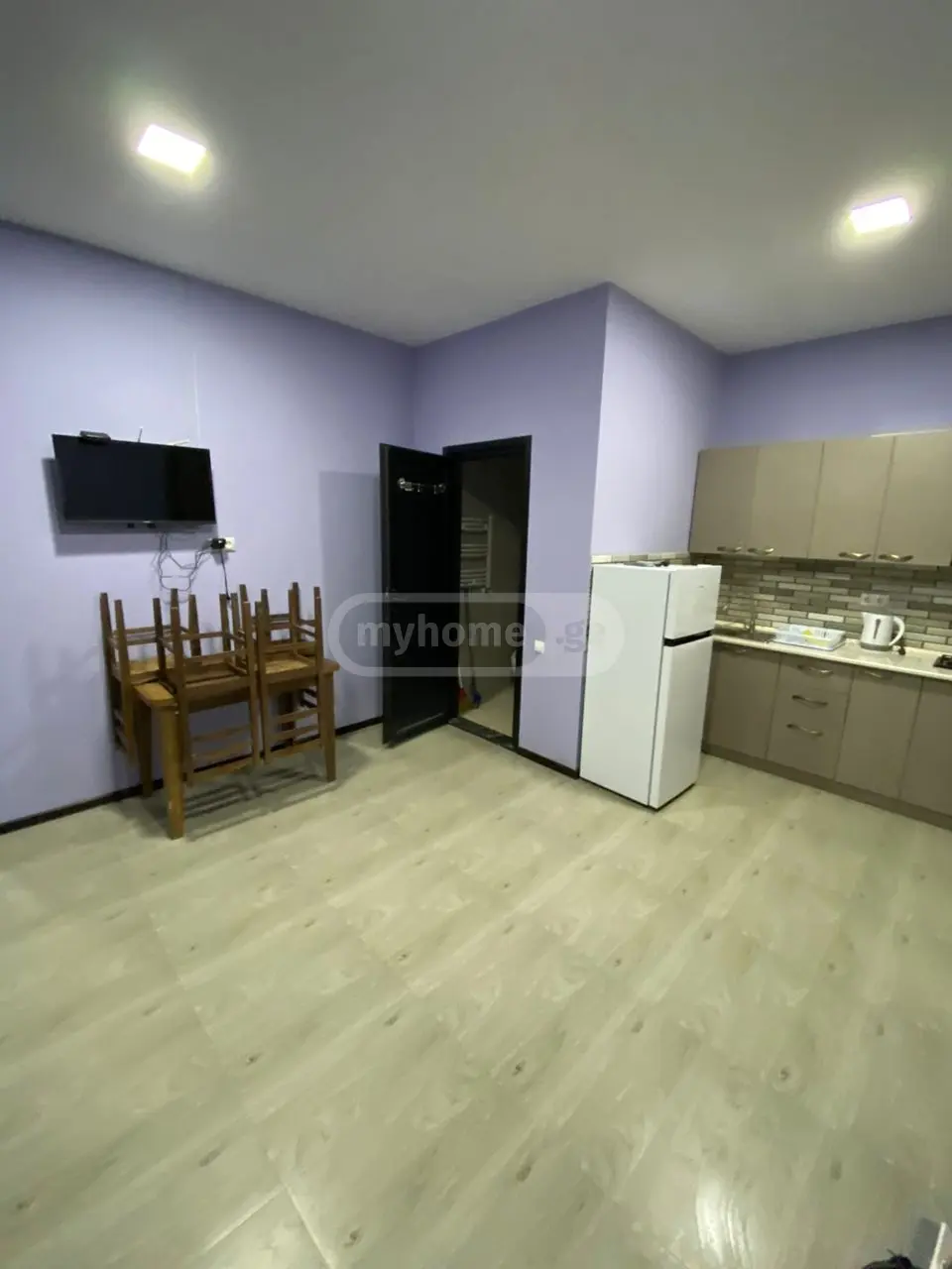 9 Room Hotel For Sale view 8