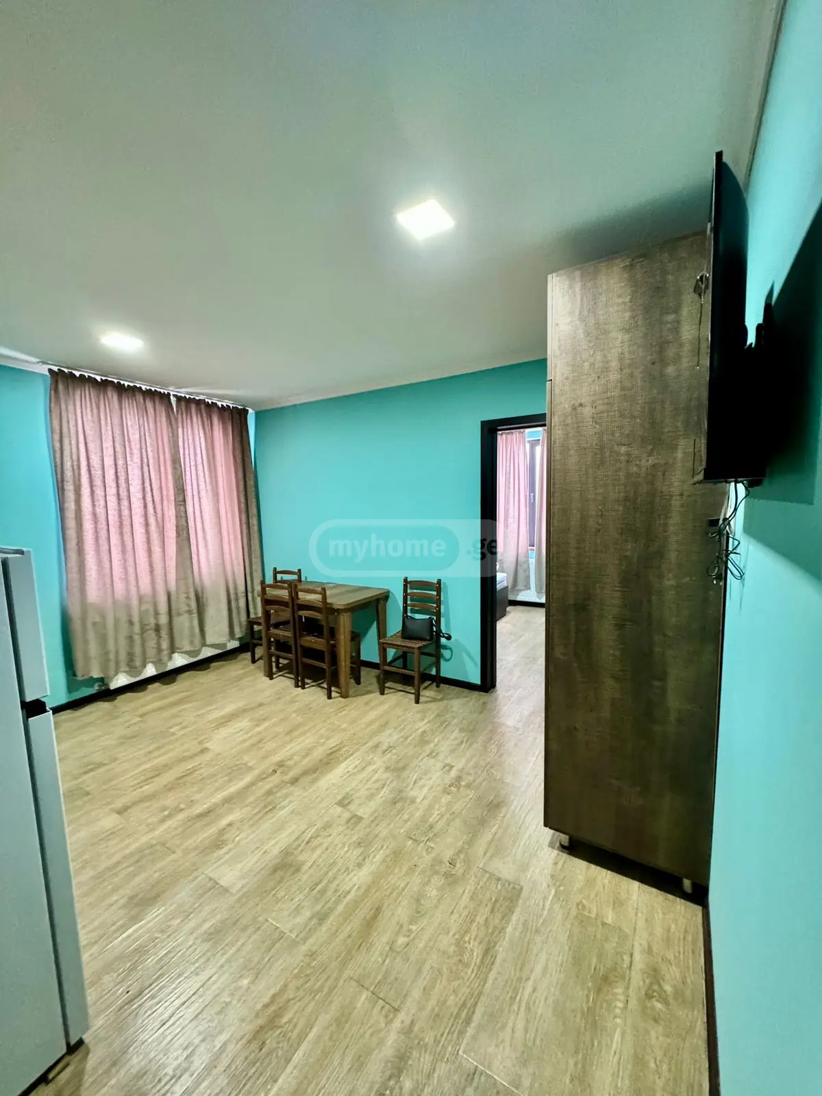 9 Room Hotel For Sale view 11