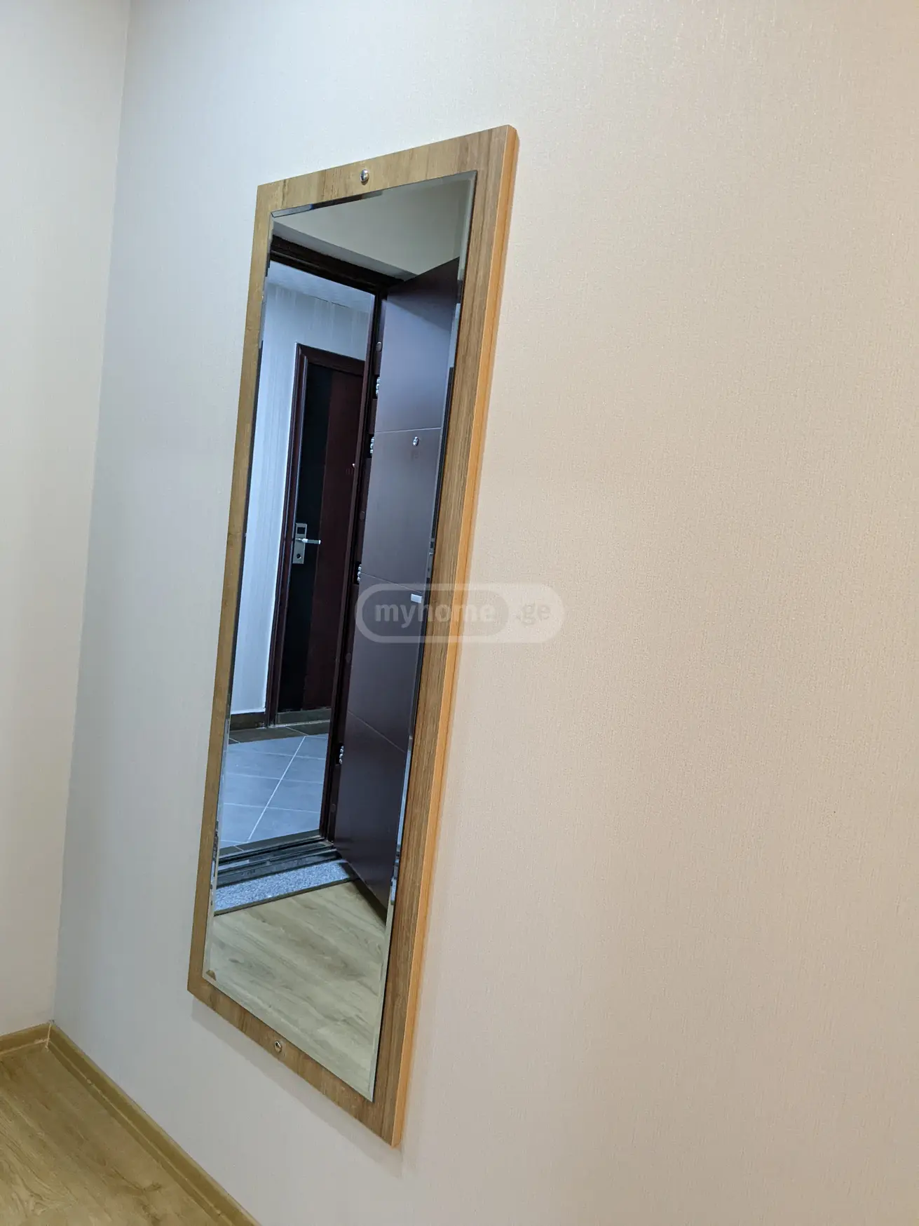 1 Room Hotel For Rent Aeroportis Ubani, In Batumi view 4