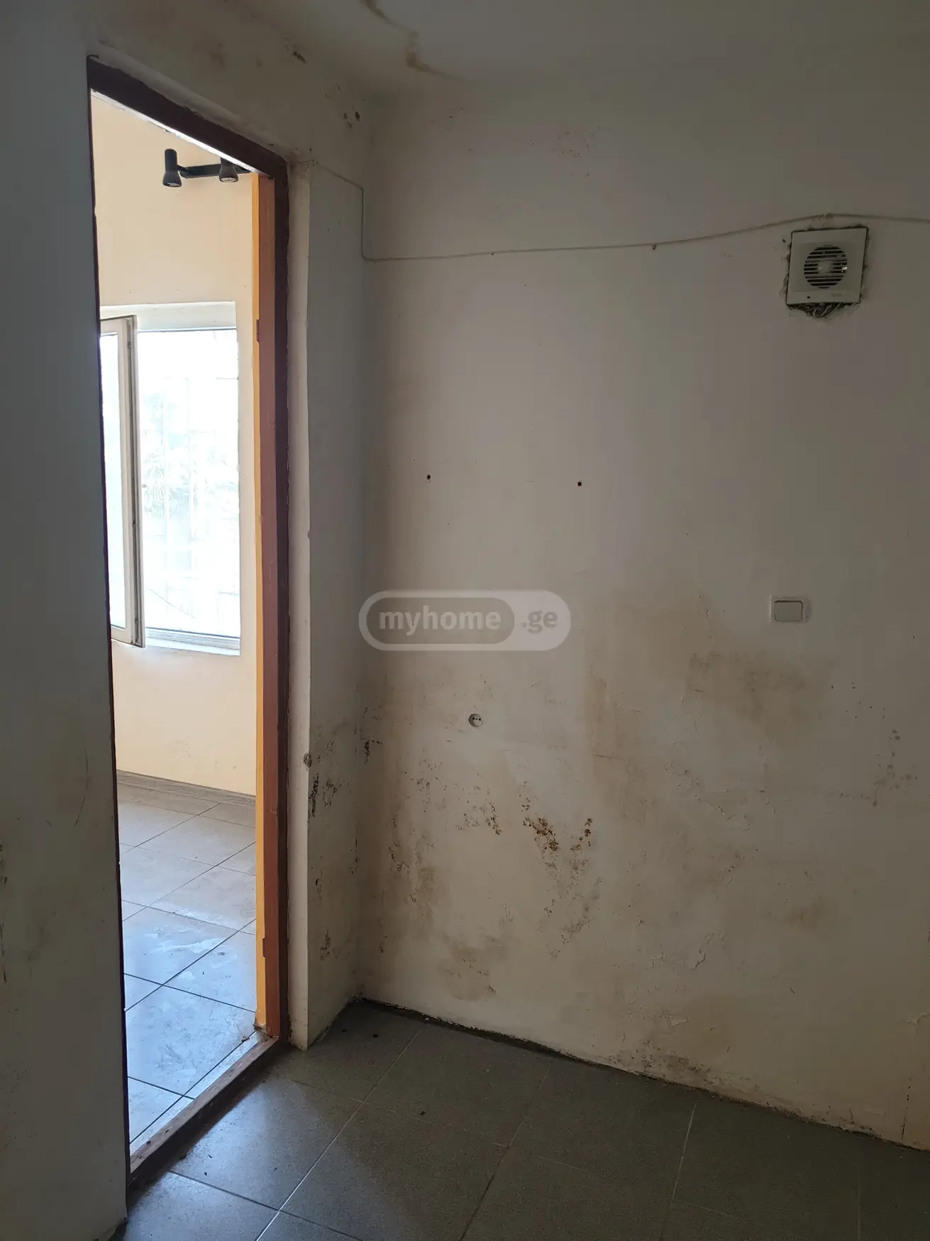 Universal Commercial Area For Rent In Telavi view 9