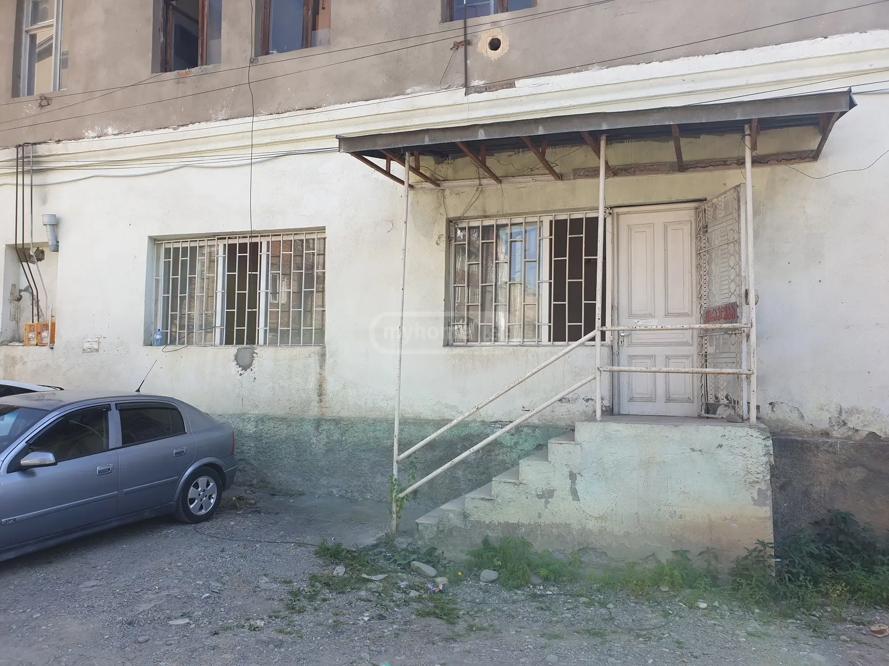 Universal Commercial Area For Rent In Telavi view 1
