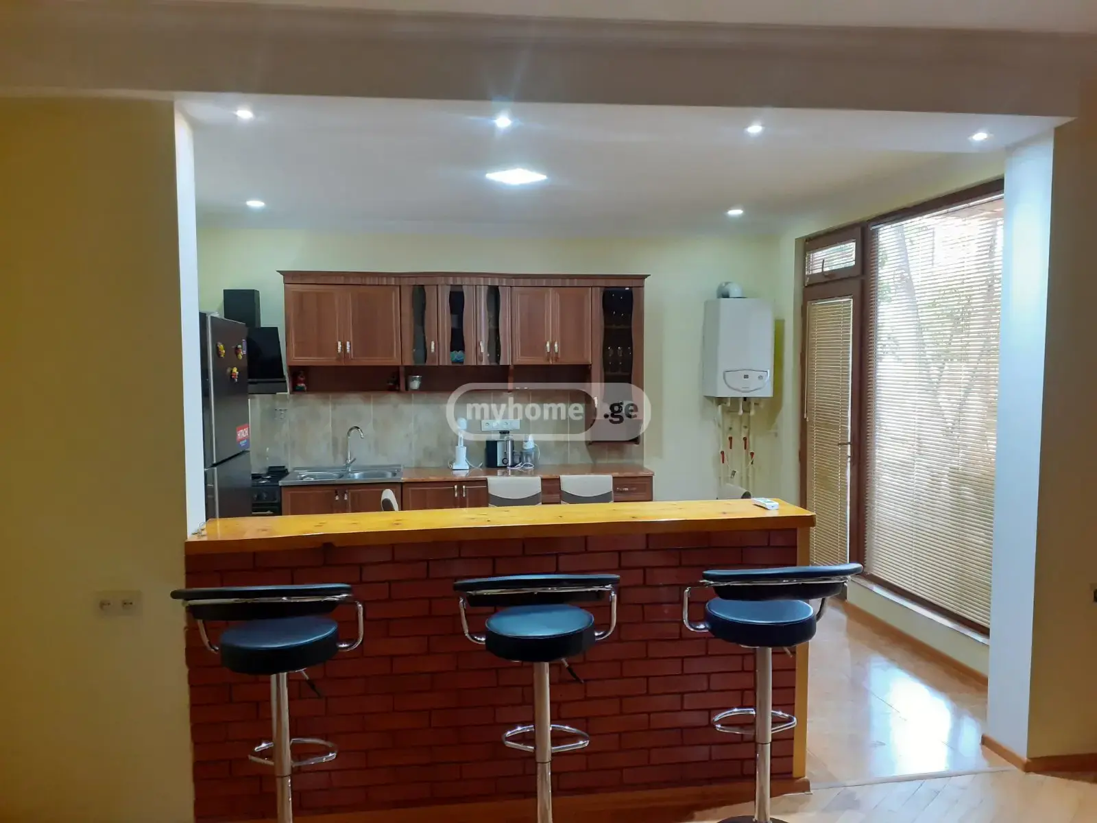 6 Room Private House For Rent In Isani view 8