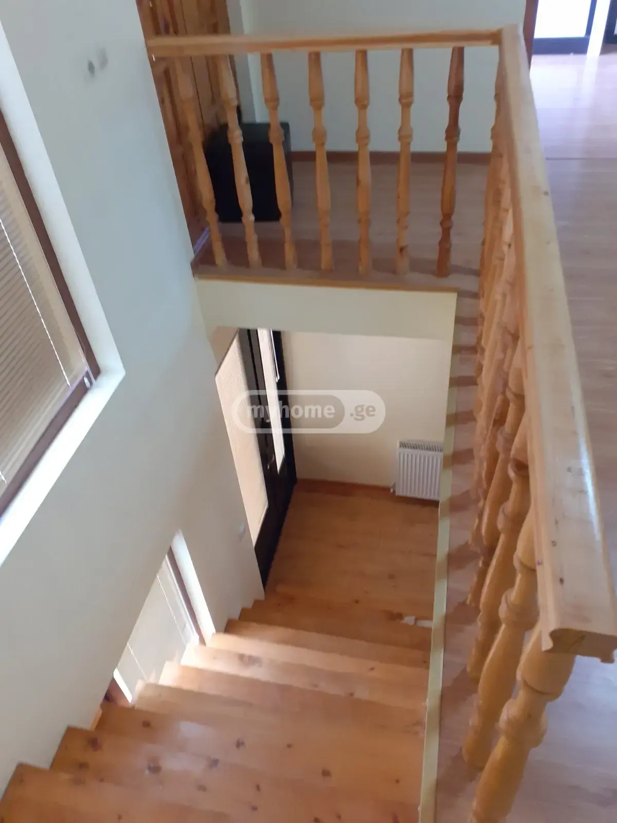 6 Room Private House For Rent In Isani view 5