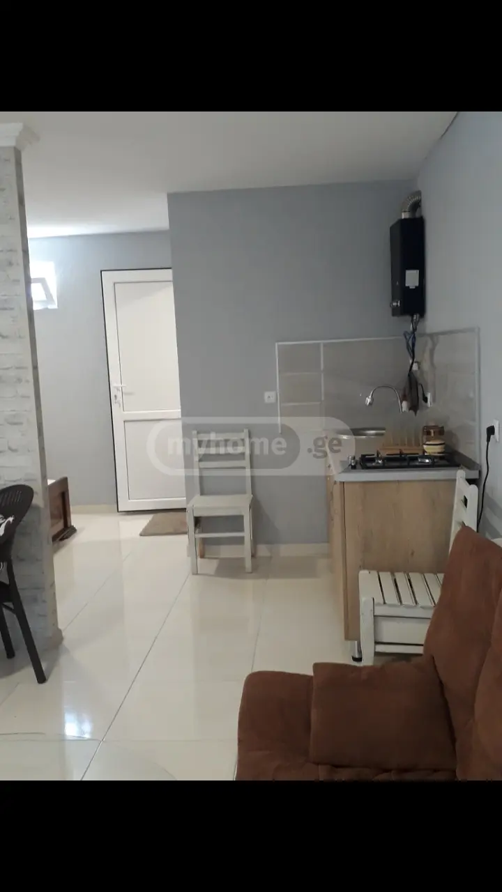 1 Room Apartment Daily Rent In Gori view 5