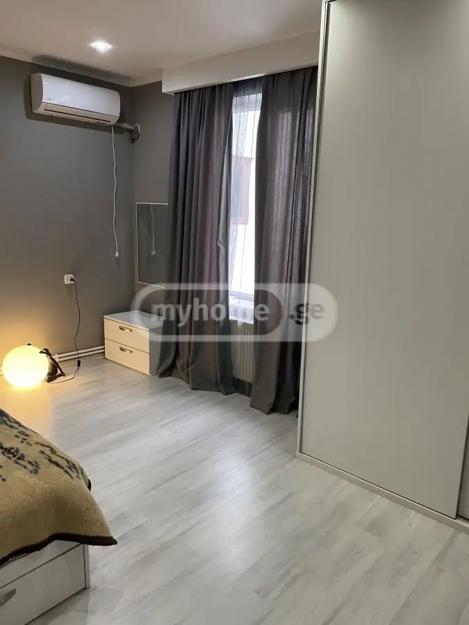 8 Room Private House For Rent In Mtskheta view 3