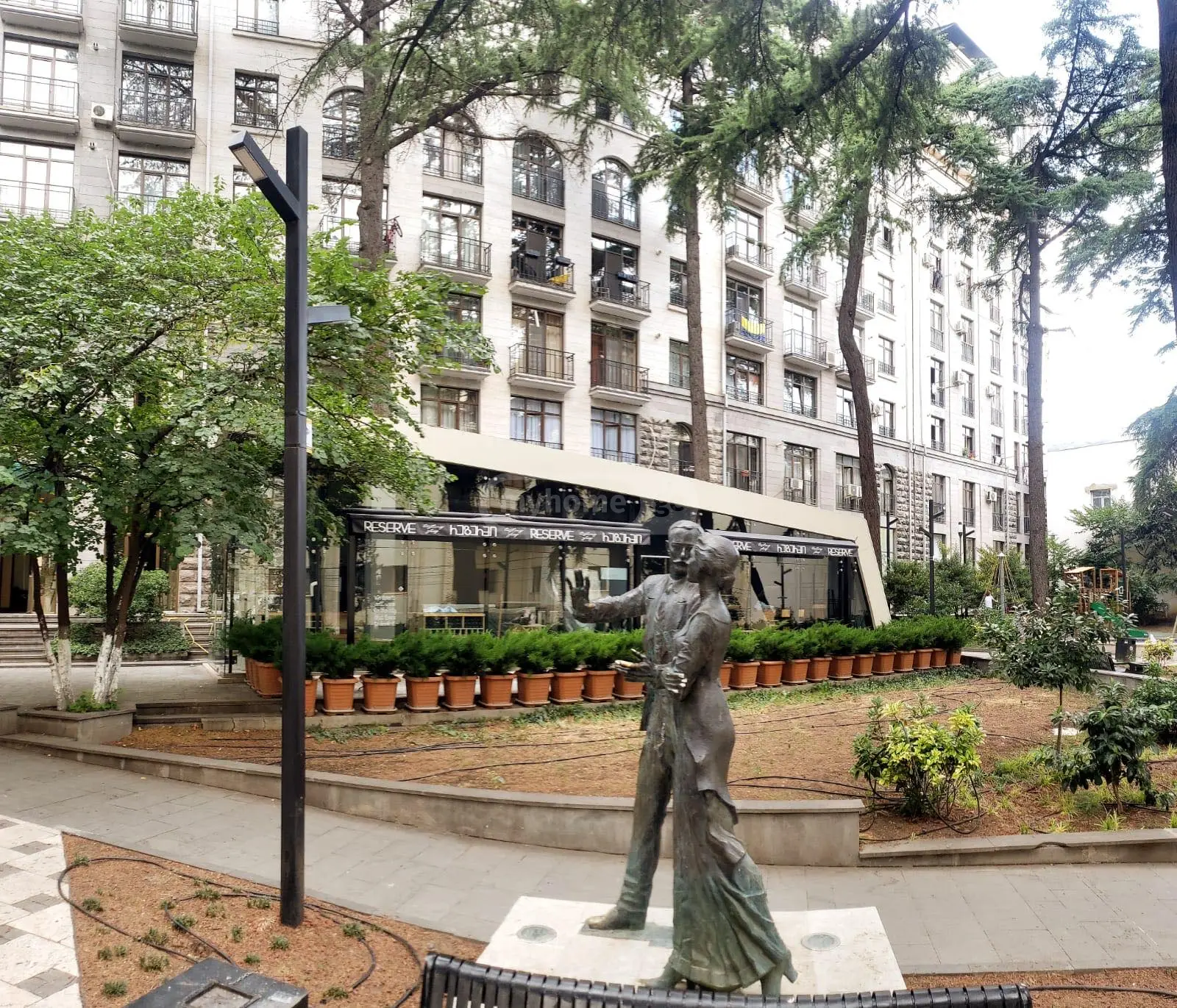 2 Room Apartment Daily Rent In Mtatsminda view 1