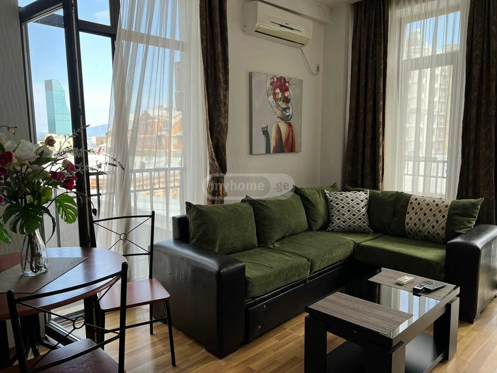 2 Room Apartment Daily Rent In Mtatsminda view 2