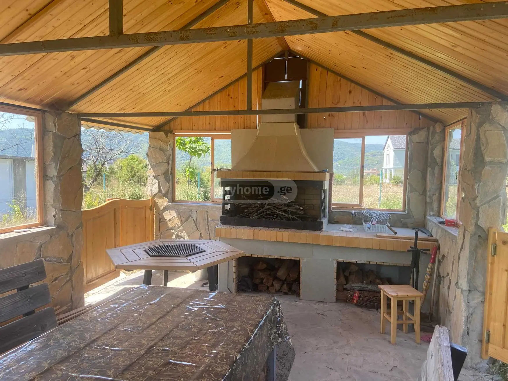 6 Room Country House For Sale view 12