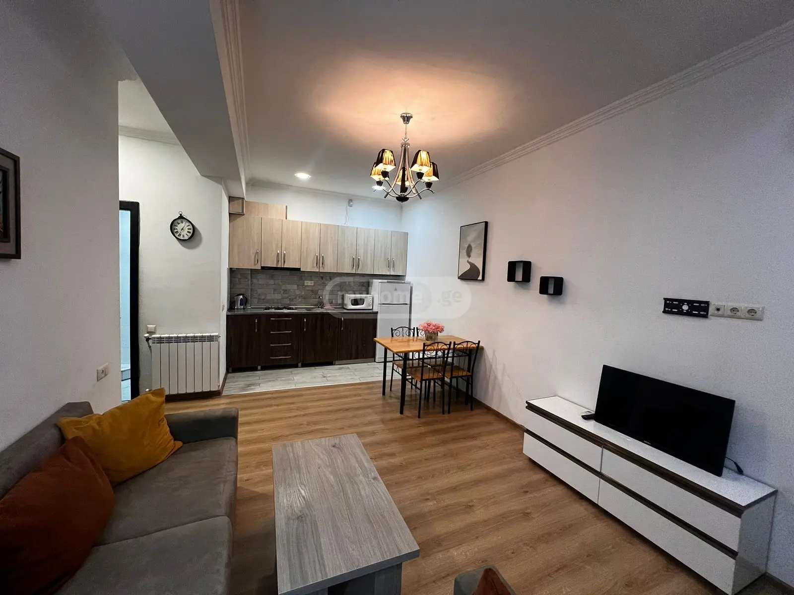 2 Room Apartment Daily Rent In Avlabari view 2