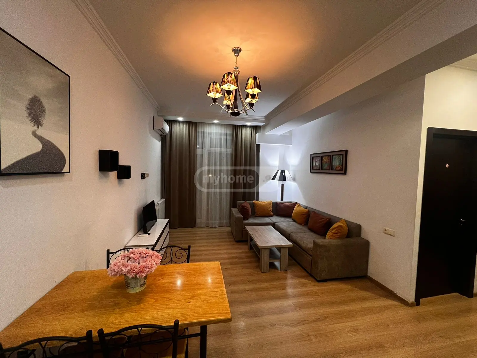 2 Room Apartment Daily Rent In Avlabari view 1