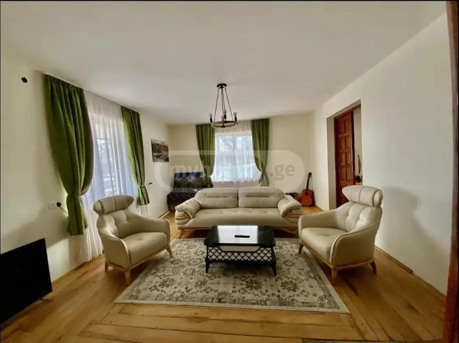 4 Room Country House Daily Rent In Gudauri view 5