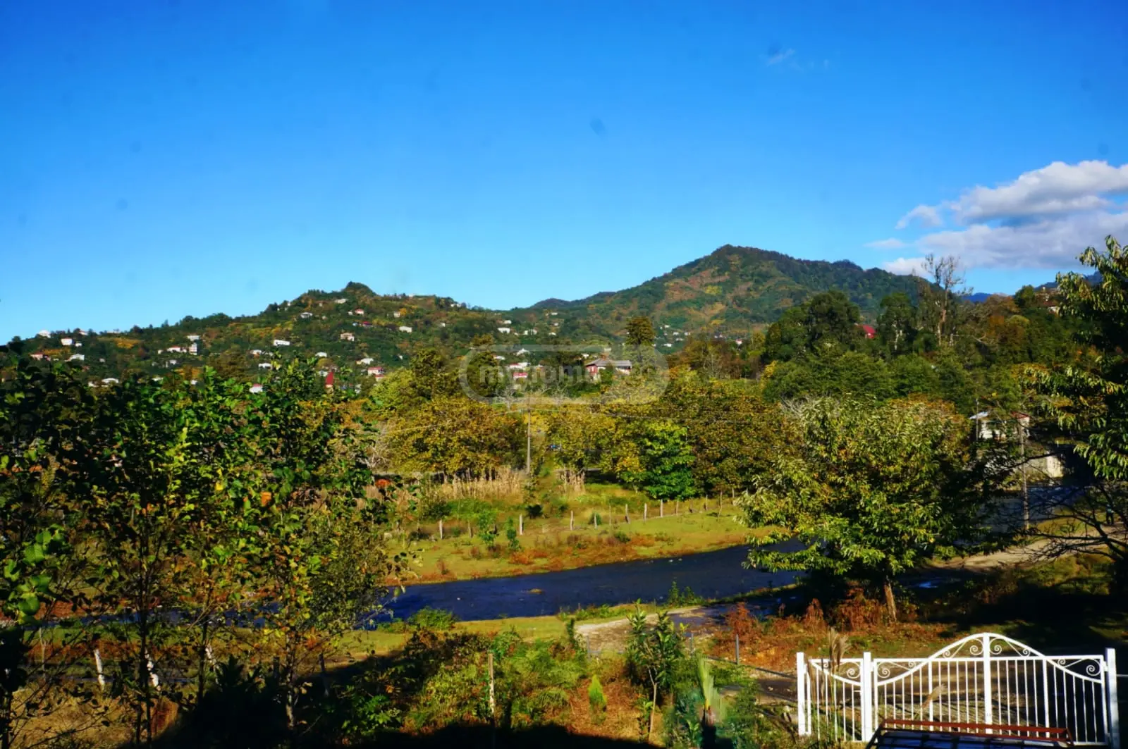 3 Room Private House For Sale view 10