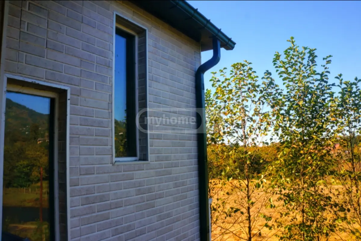 3 Room Private House For Sale view 3