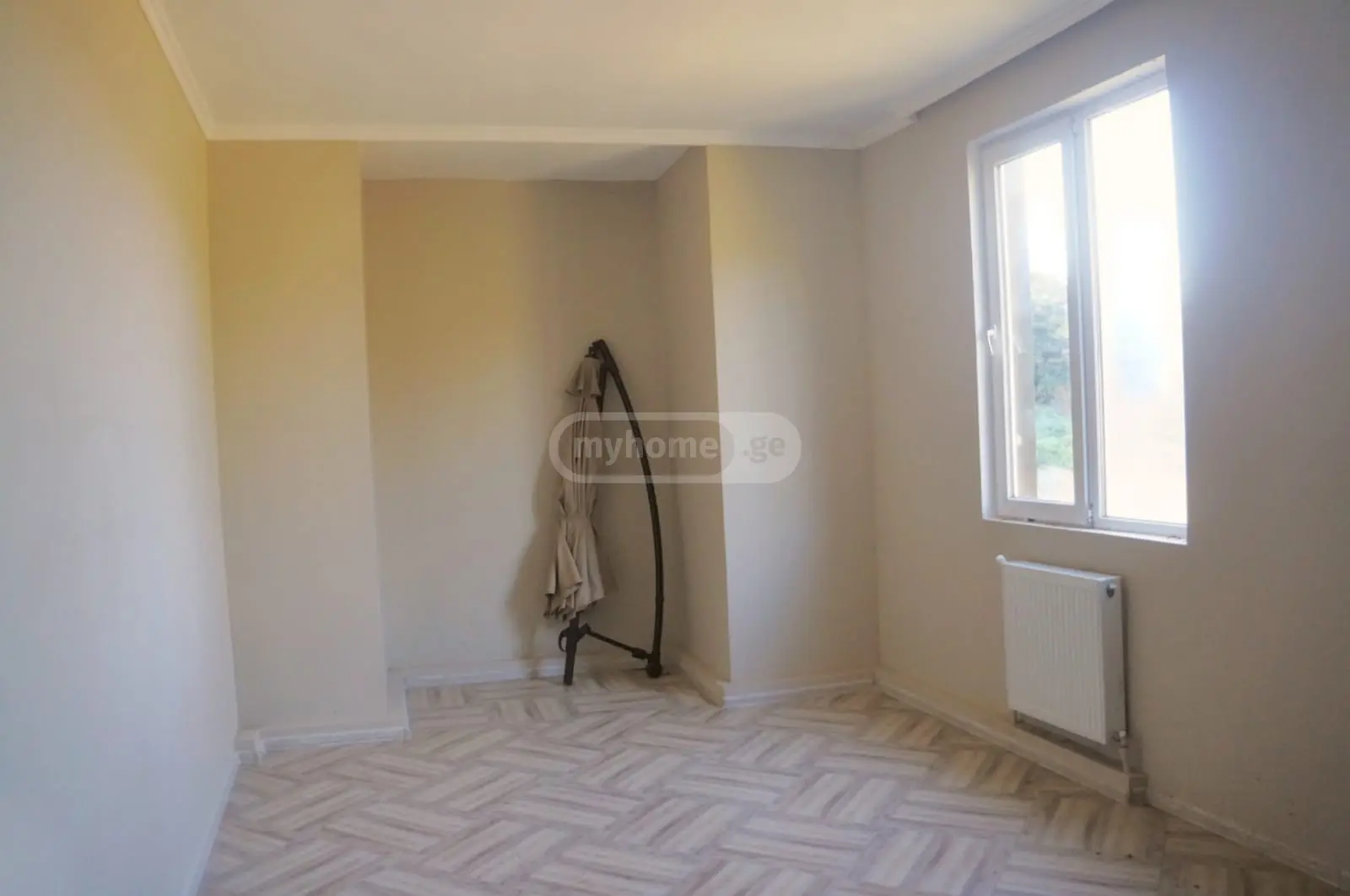 3 Room Private House For Sale view 5