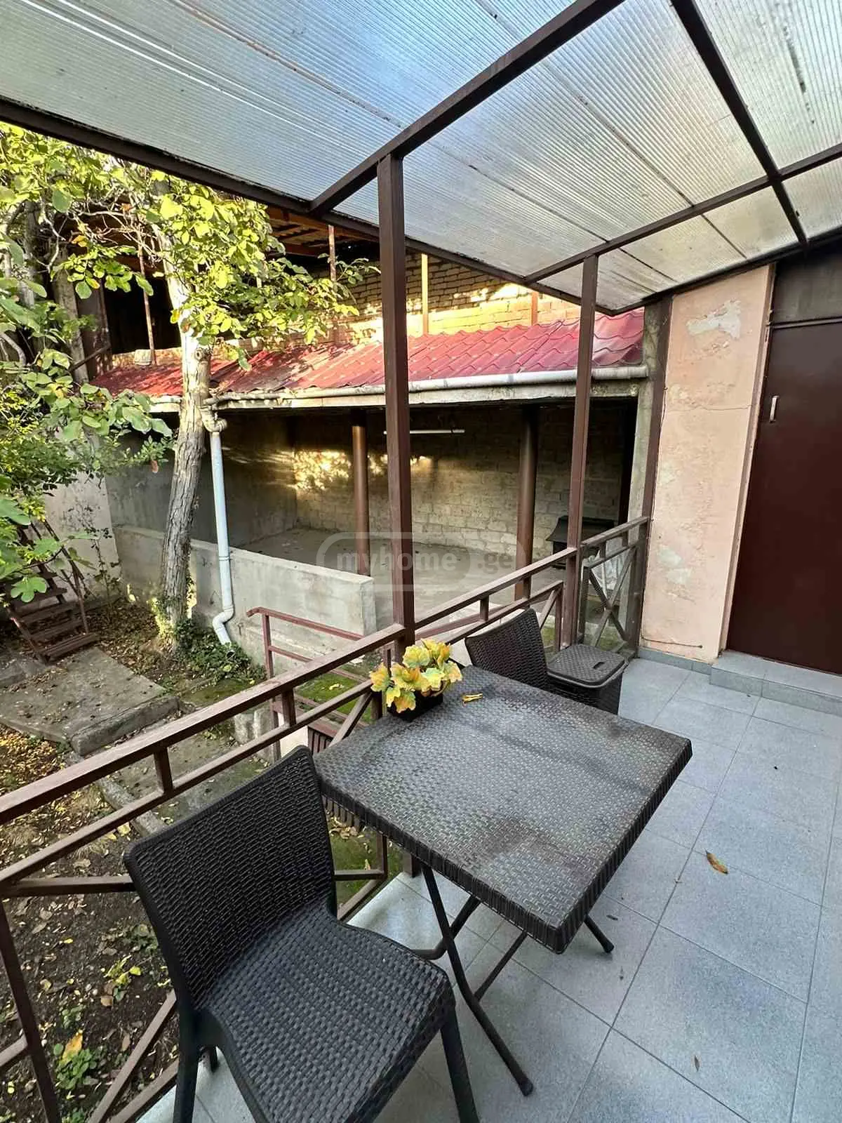 7 Room Private House For Sale view 2