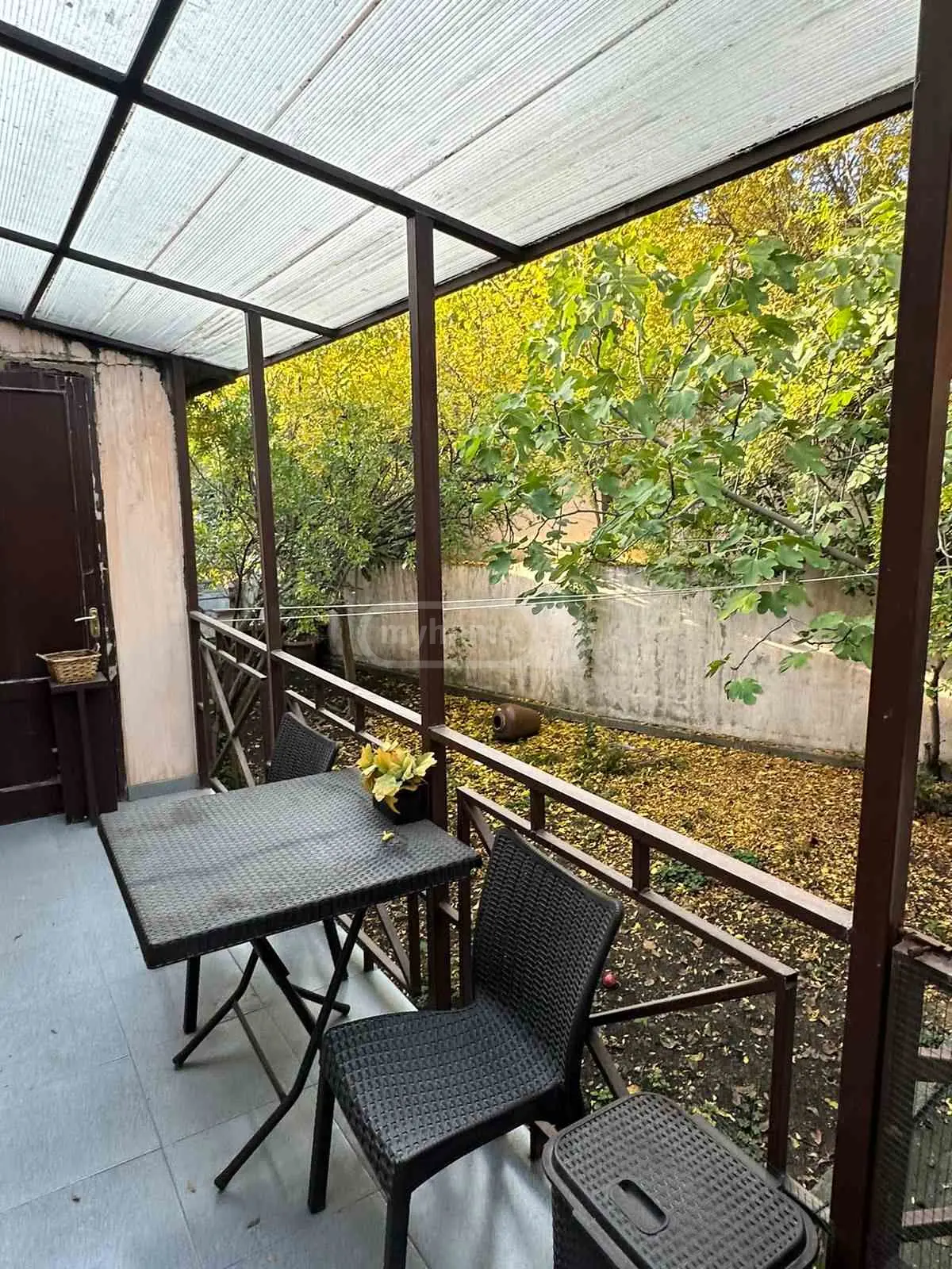 7 Room Private House For Sale view 3