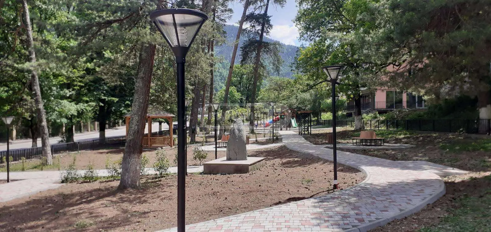 Universal Commercial Area For Sale In Borjomi view 11