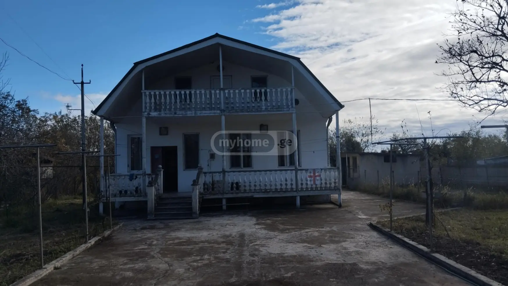 3 Room Private House For Sale view 8