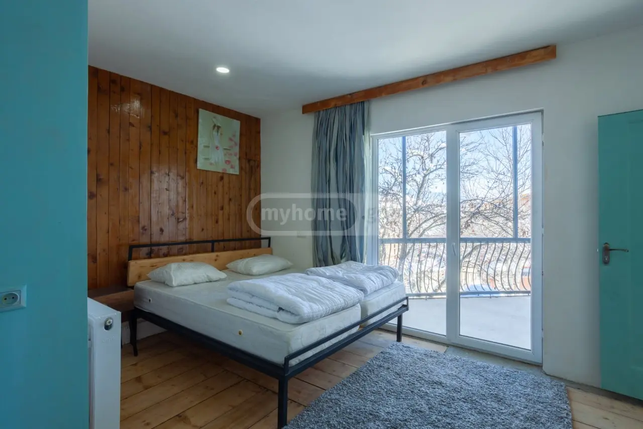 10+ Room Private House For Rent In Bakuriani view 1