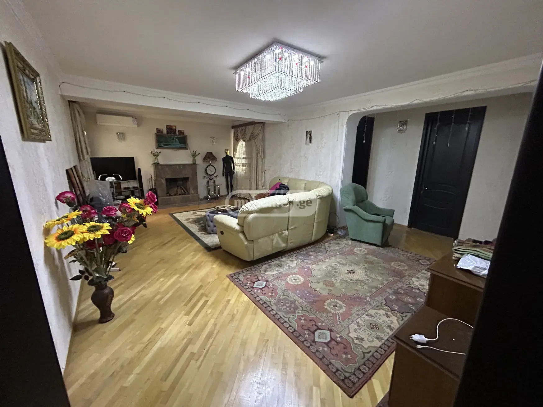 5 Room Private House For Rent In Mtatsminda view 8