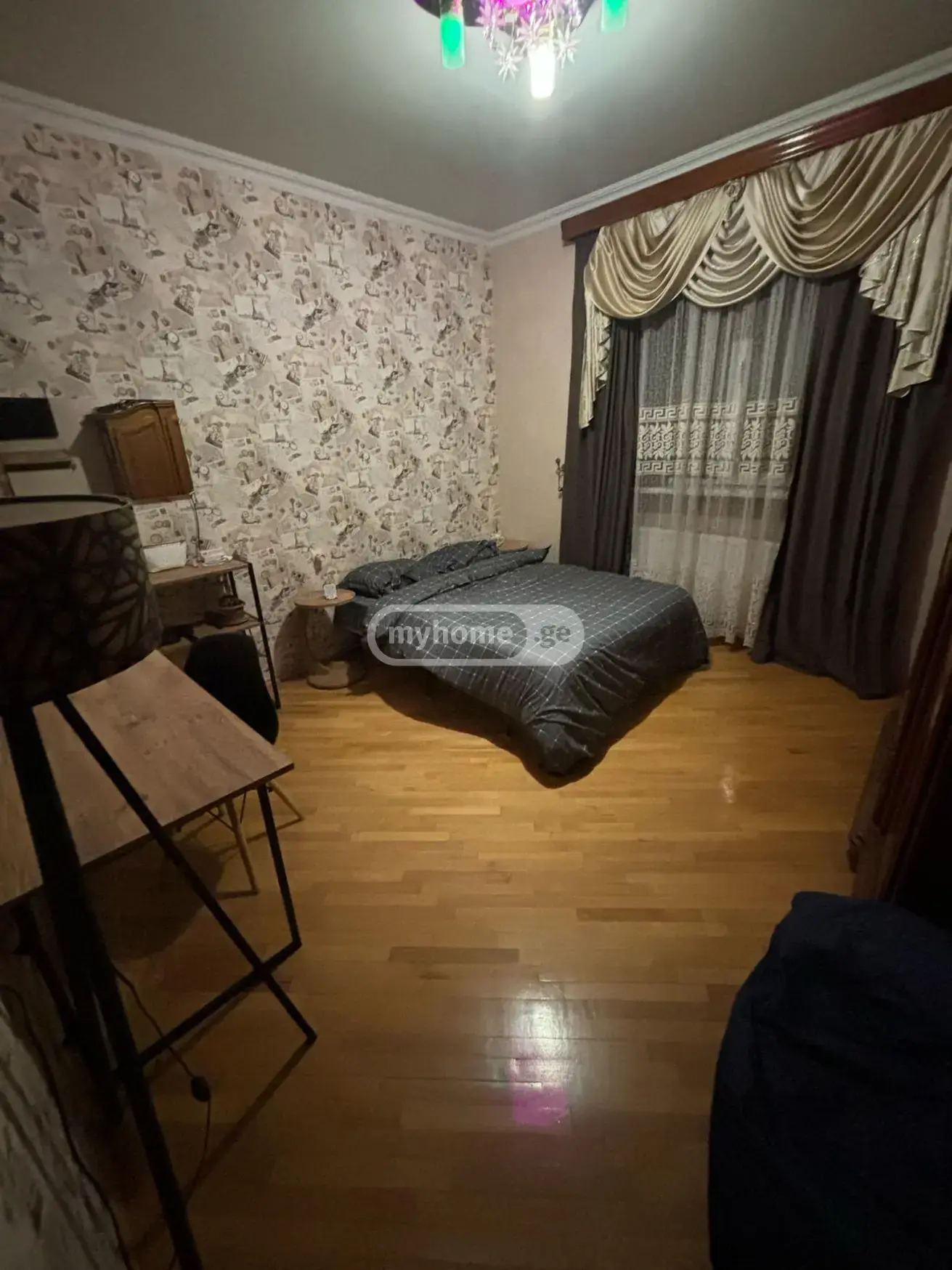 5 Room Private House For Rent In Mtatsminda view 3