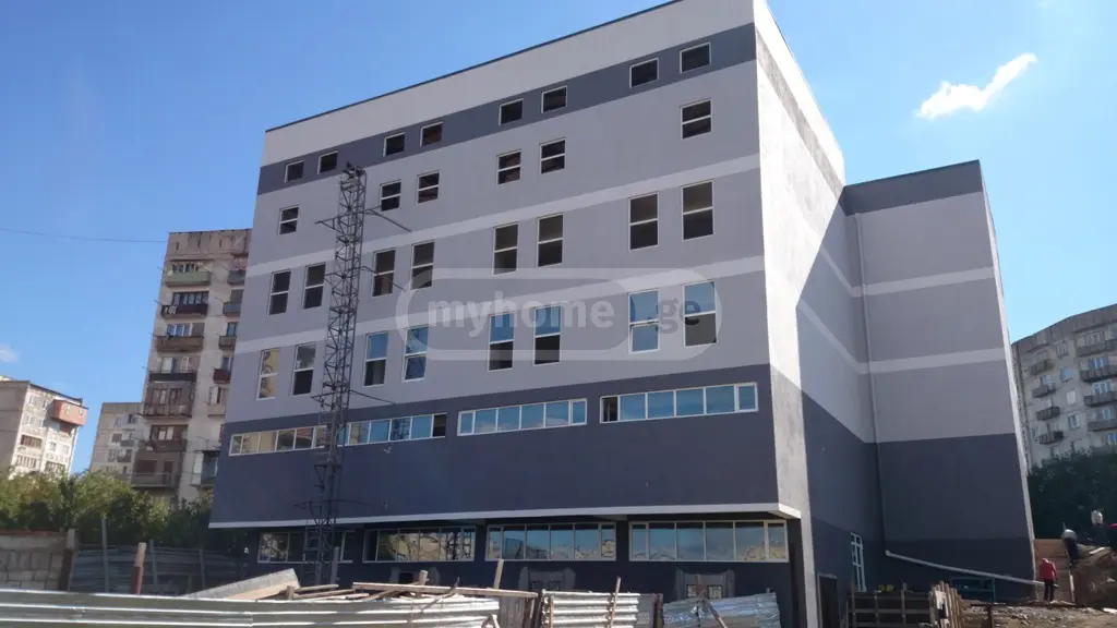Full Building Commercial Area For Sale In Mukhiani view 4
