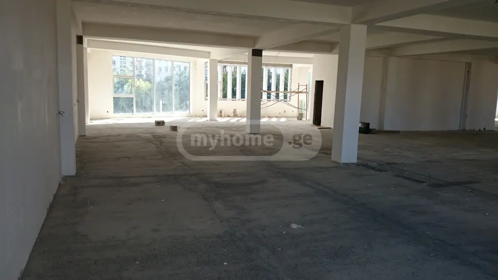 Full Building Commercial Area For Sale In Mukhiani view 5