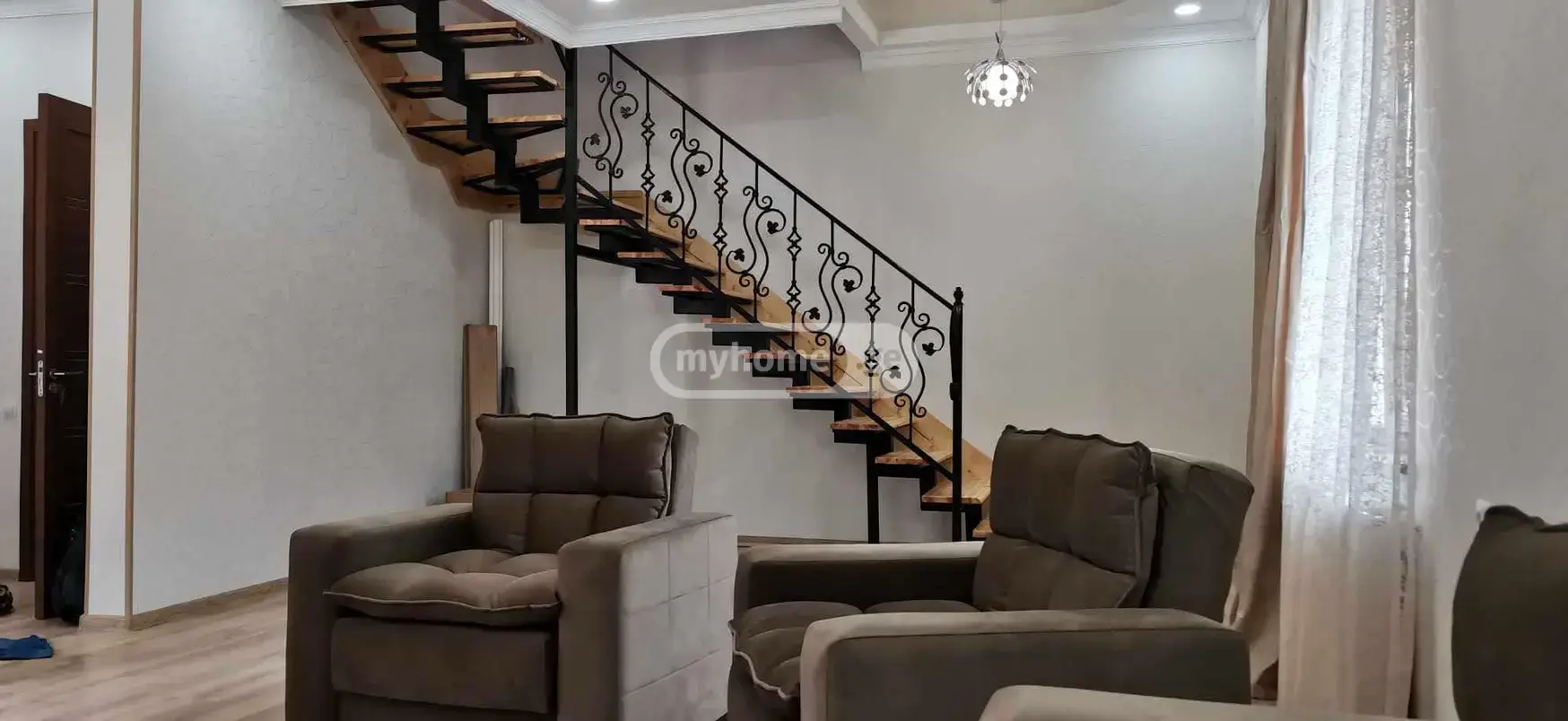 6 Room Private House For Rent In Didi Digomi view 2