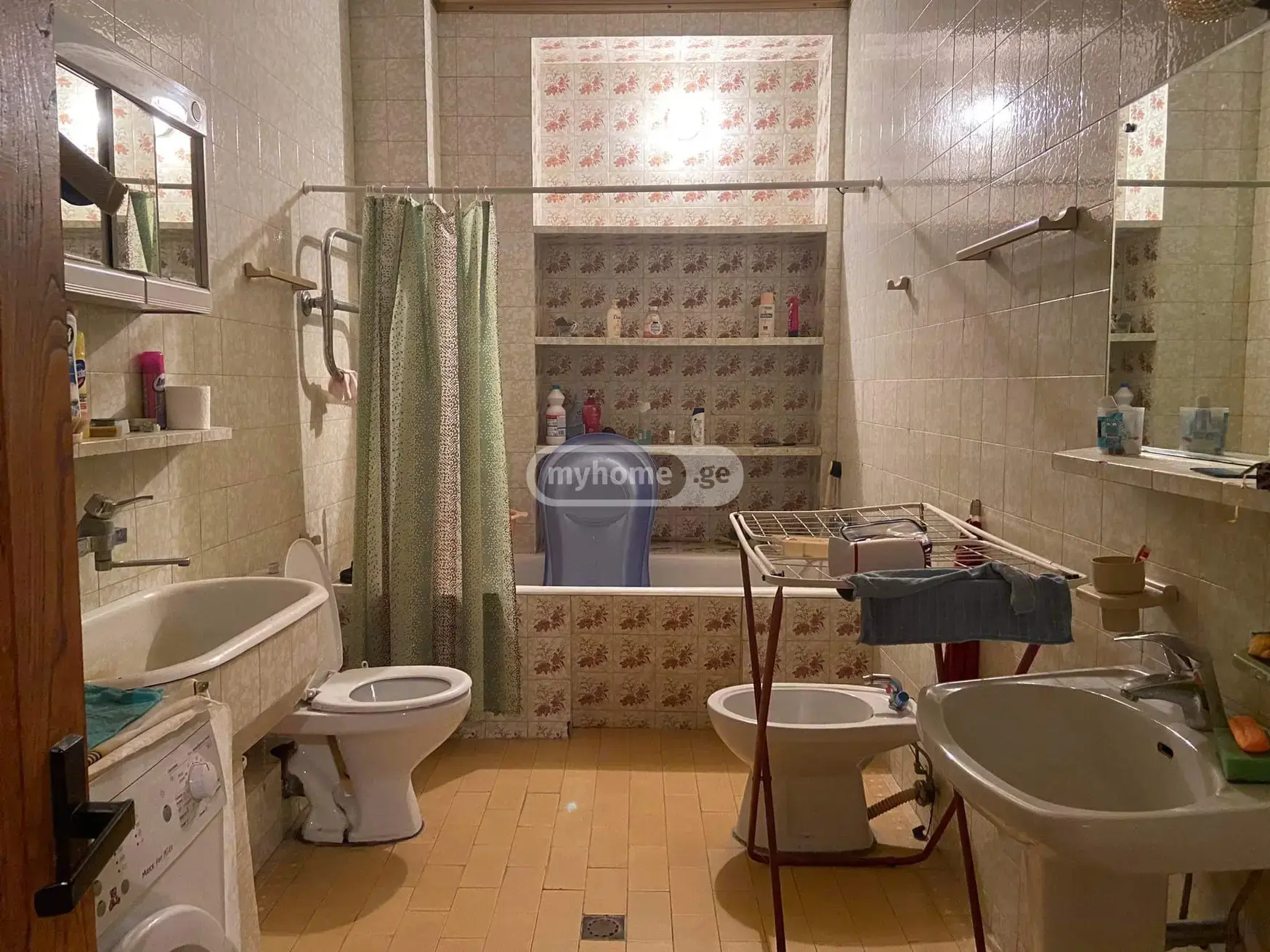 7 Room Private House For Rent In Vera view 9