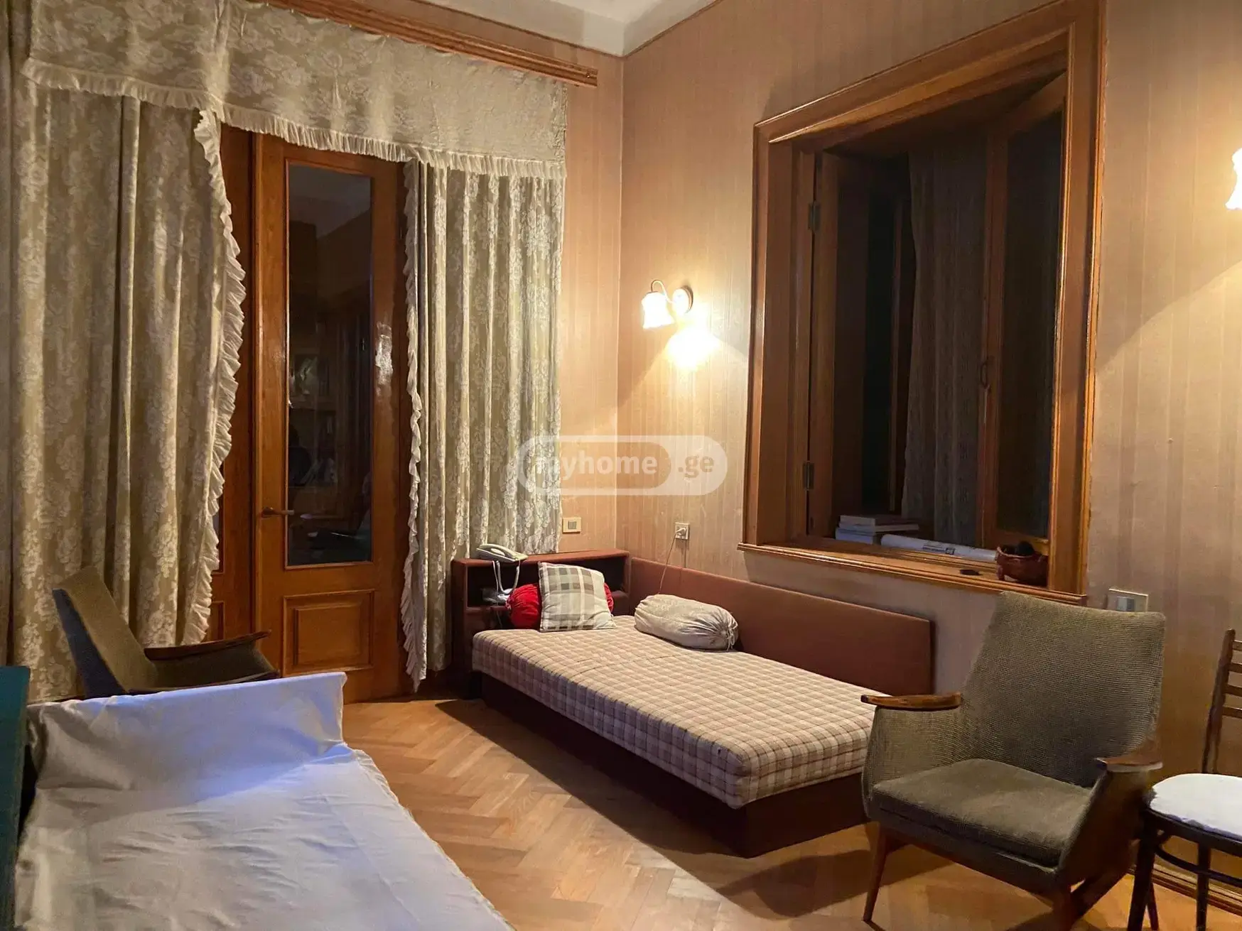 7 Room Private House For Rent In Vera view 2