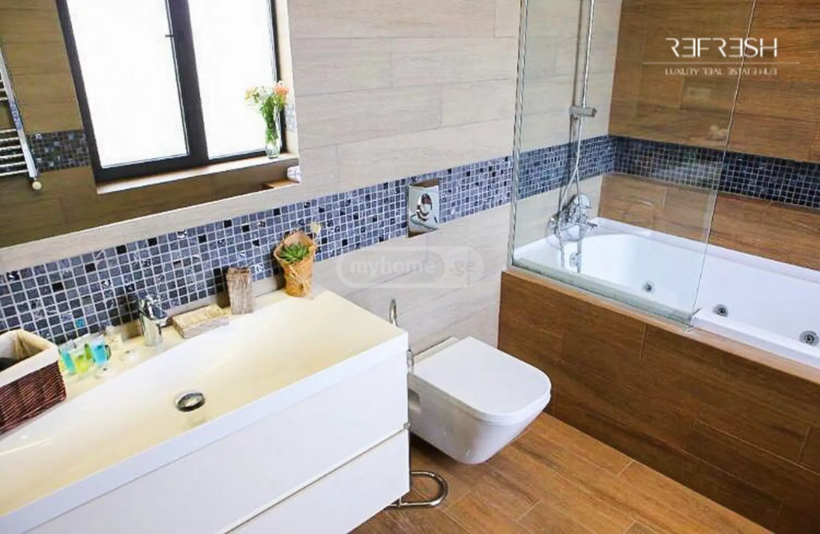 8 Room Private House For Sale view 7