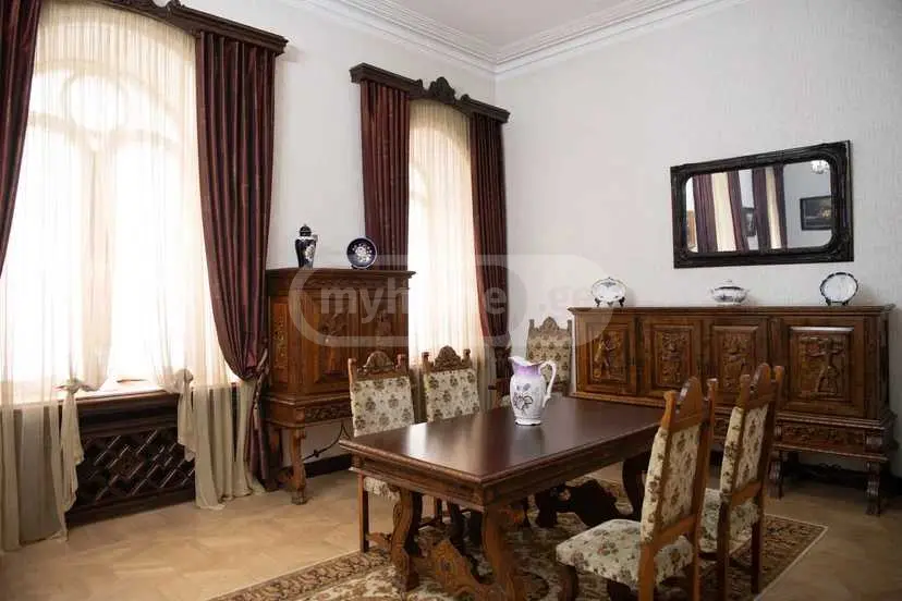 7 Room Apartment Daily Rent In Mtatsminda view 9
