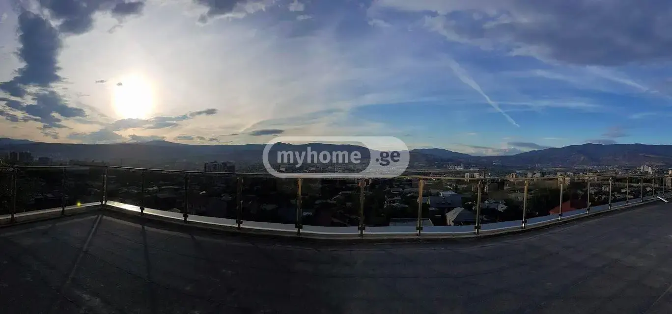 10+ Room Hotel For Sale In Sanzona view 3