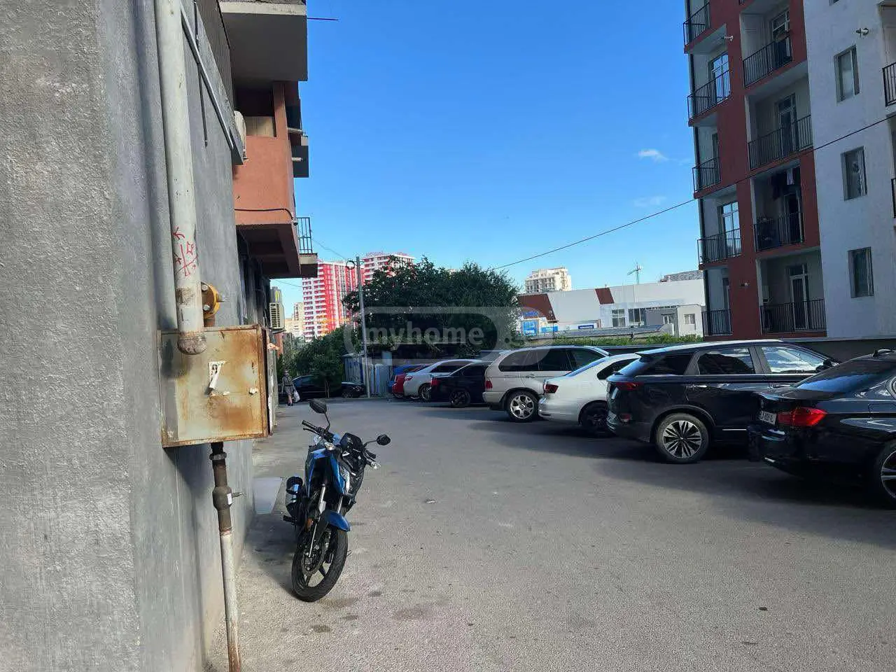 Universal Commercial Area For Sale In Gldani view 3
