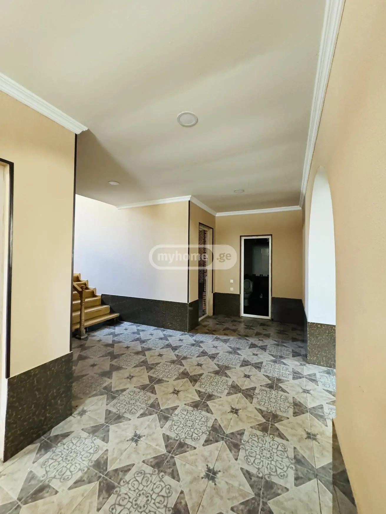 10+ Room Private House For Sale In Digomi view 4